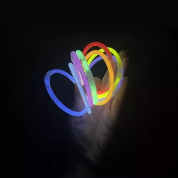 1Mcz Svítící tyčinky, náramky Glow Sticks 20 x 0,5cm 100ks vícebarevné (multicolored)